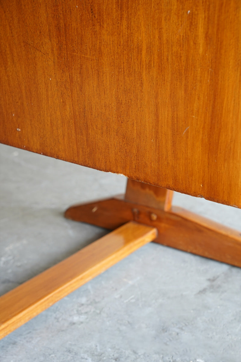 チークウッド デスク <br>大阪店 - ヴィンテージ SHARK ATTACK