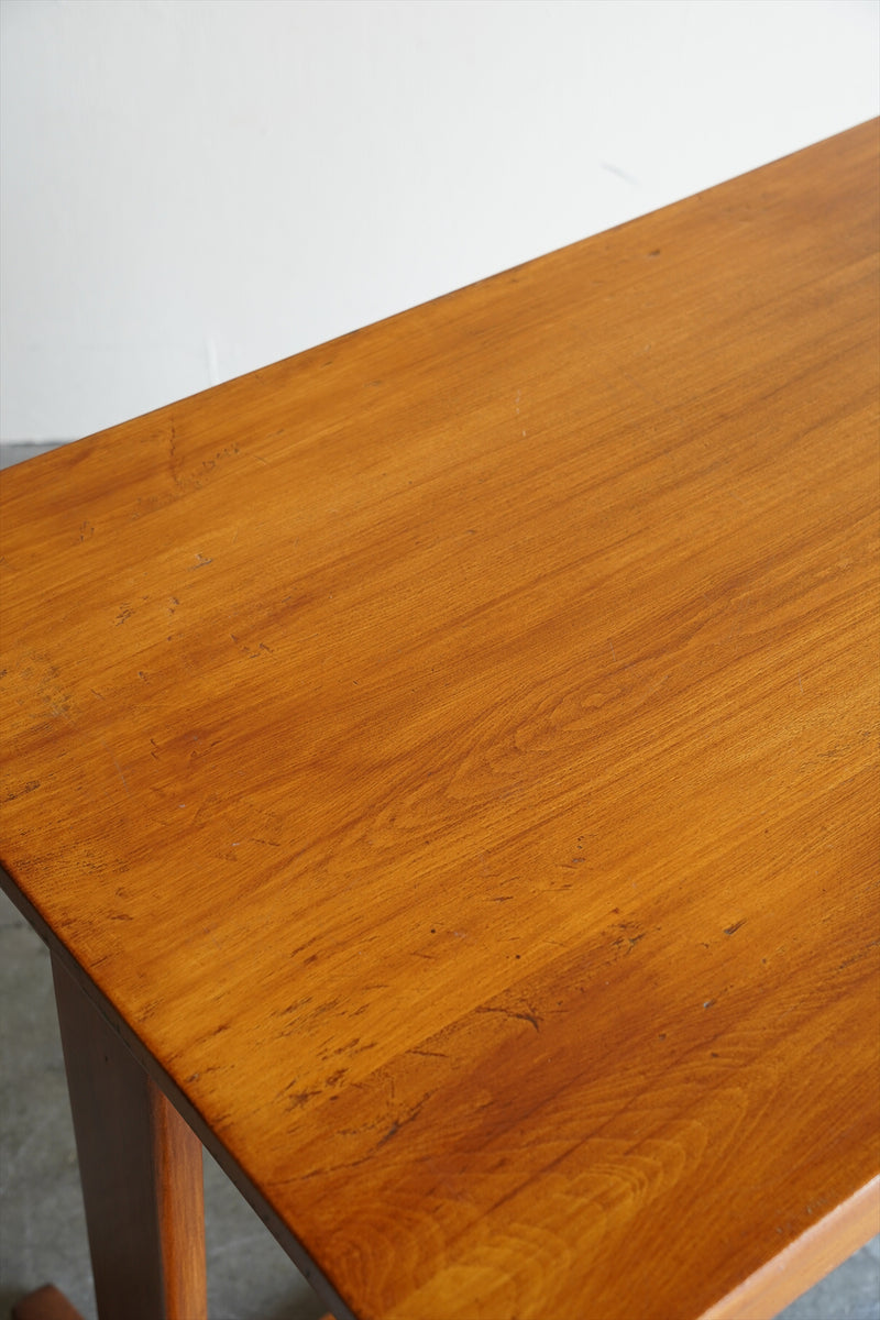 チークウッド デスク <br>大阪店 - ヴィンテージ SHARK ATTACK