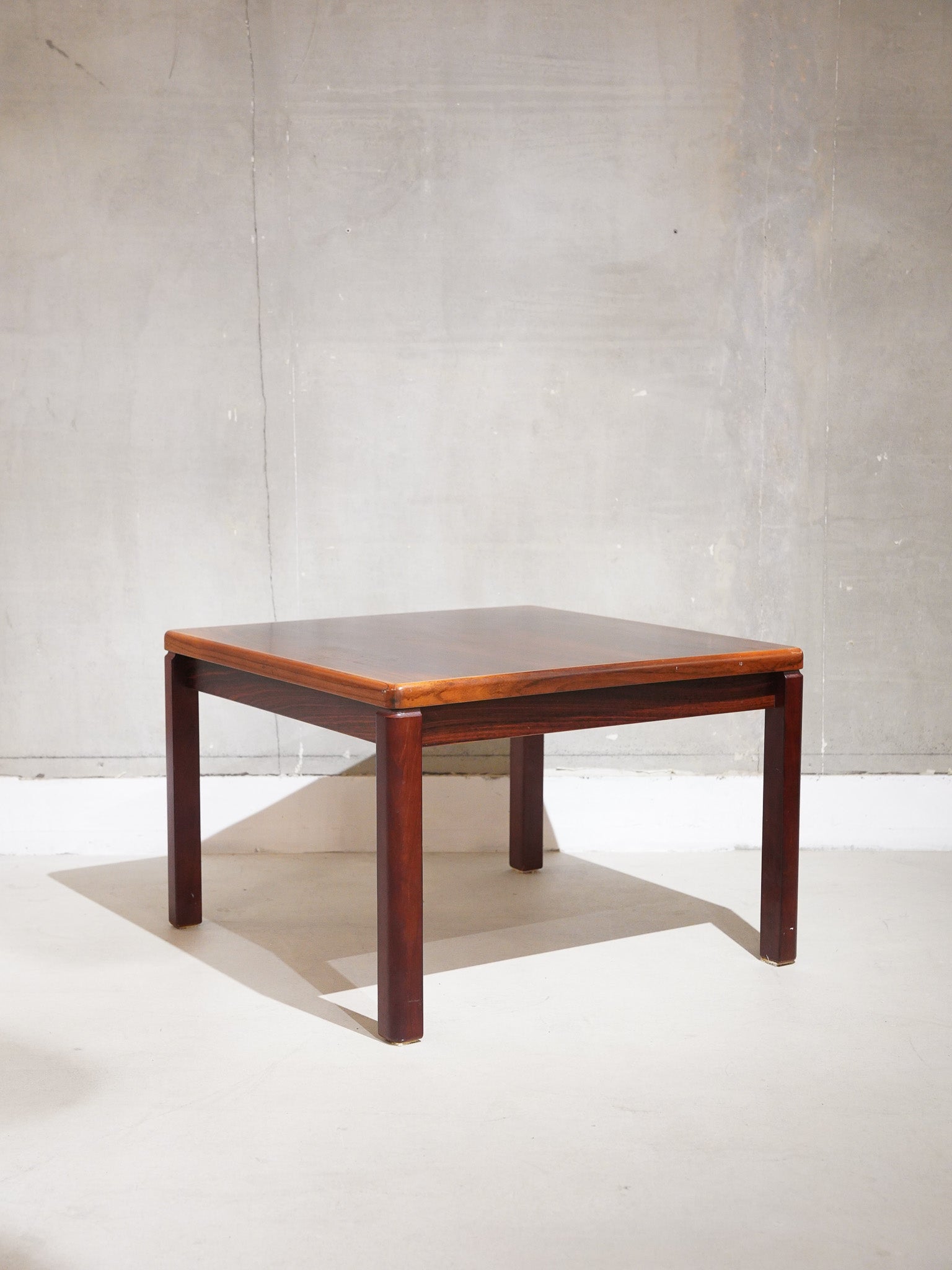Vejle Stole- og Møbelfabrik - ウッド サイドテーブル - 1960's , Denmark - 大阪店