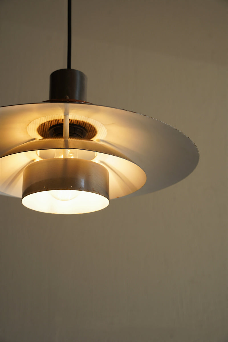 ペンダントランプ <br>大阪店 - ヴィンテージ SHARK ATTACK