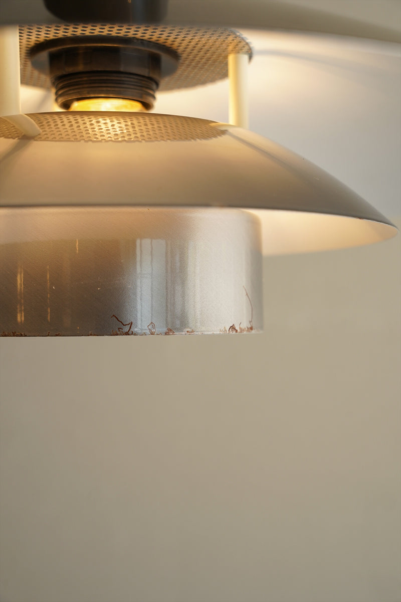 ペンダントランプ <br>大阪店 - ヴィンテージ SHARK ATTACK