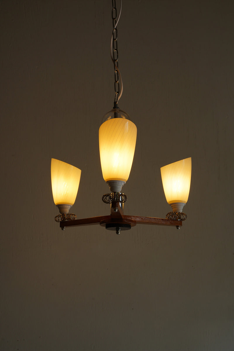 3灯シャンデリア <br>大阪店 - ヴィンテージ SHARK ATTACK