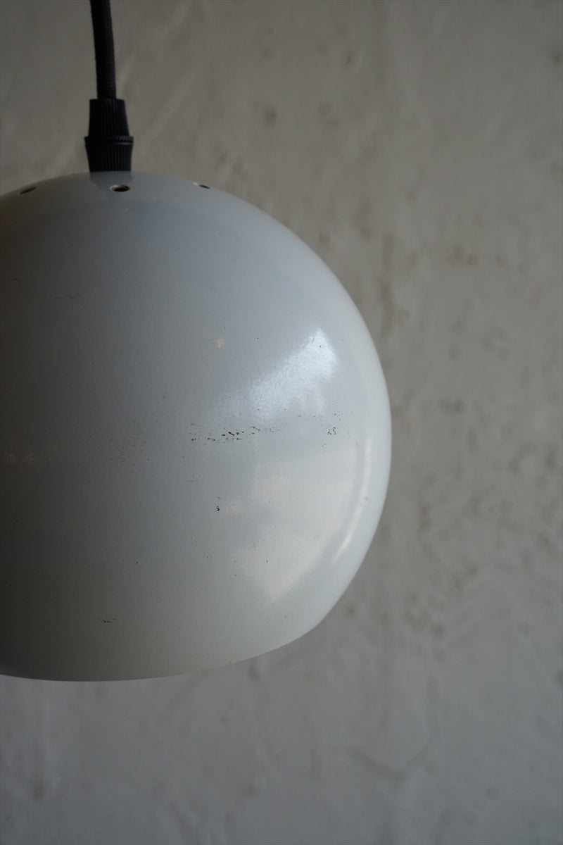 ペンダントランプ(B)<br>大阪店 - ヴィンテージ SHARK ATTACK