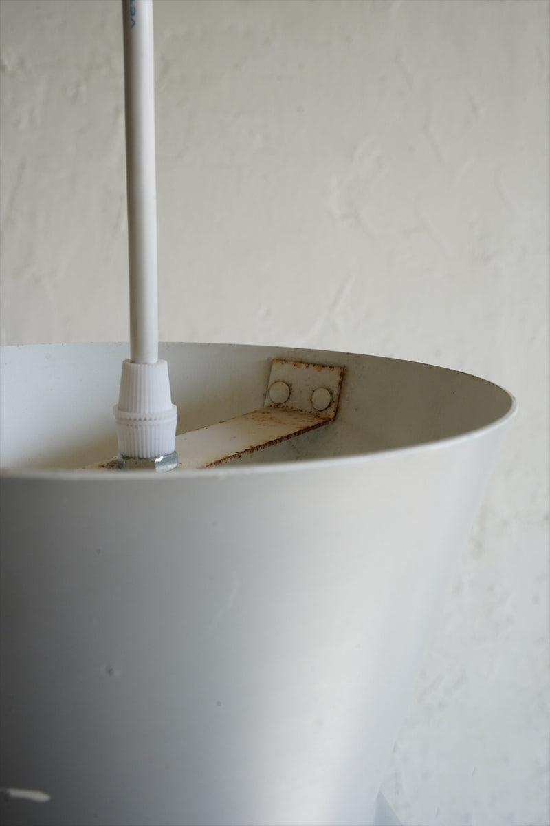 ペンダントランプ<br>大阪店 - ヴィンテージ SHARK ATTACK