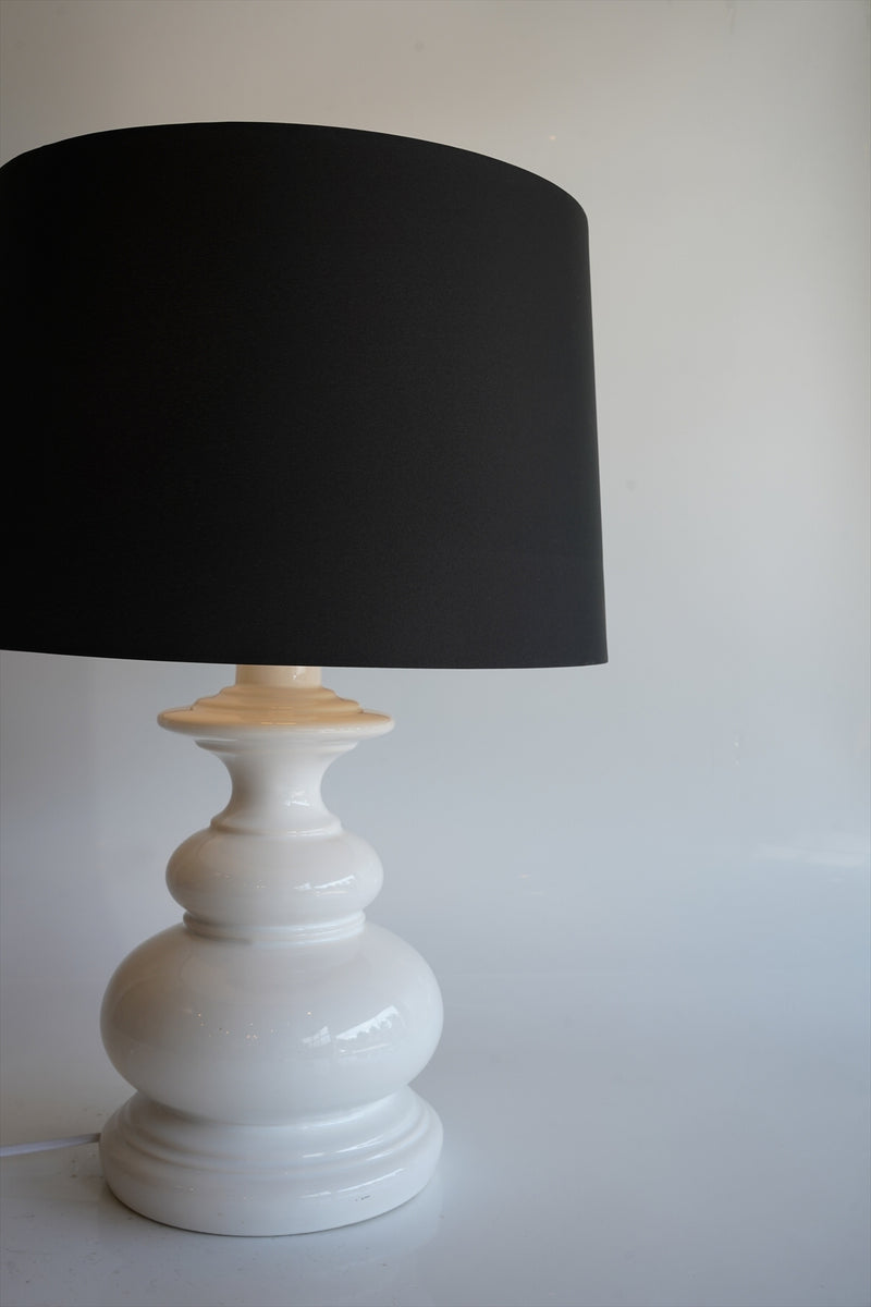 セラミックテーブルランプ <br>大阪店 - ヴィンテージ SHARK ATTACK