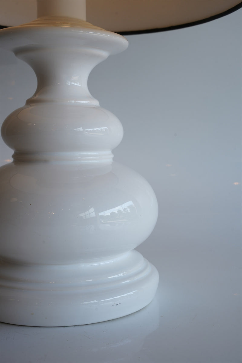 セラミックテーブルランプ <br>大阪店 - ヴィンテージ SHARK ATTACK