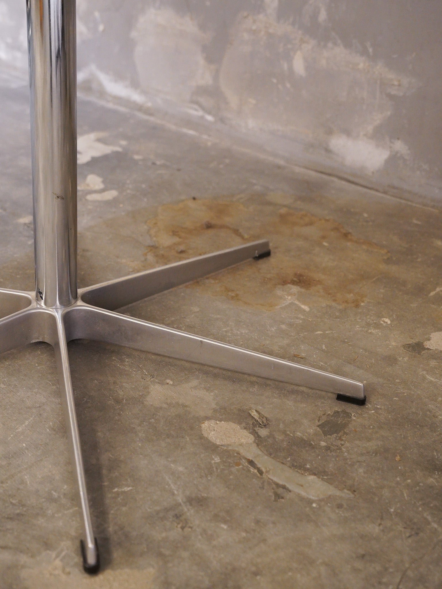 Fritz Hansen , Piet Hein & Arne Jacobsen - Denmark , 1986 -  "6 Star Table" ダイニングテーブル