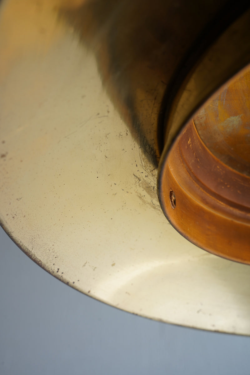 真鍮 ペンダントランプ(B)<br>大阪店 - ヴィンテージ SHARK ATTACK