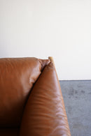 レザー ３シーターソファ <br>大阪店 - ヴィンテージ SHARK ATTACK