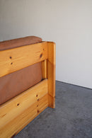 レザー ３シーターソファ <br>大阪店 - ヴィンテージ SHARK ATTACK