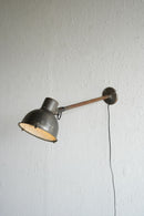 インダストリアル ブラケットライト <br>CzechSlovakia<br> cerote antiques・大阪店・大和店 - ヴィンテージ SHARK ATTACK