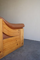 レザー ３シーターソファ <br>大阪店 - ヴィンテージ SHARK ATTACK