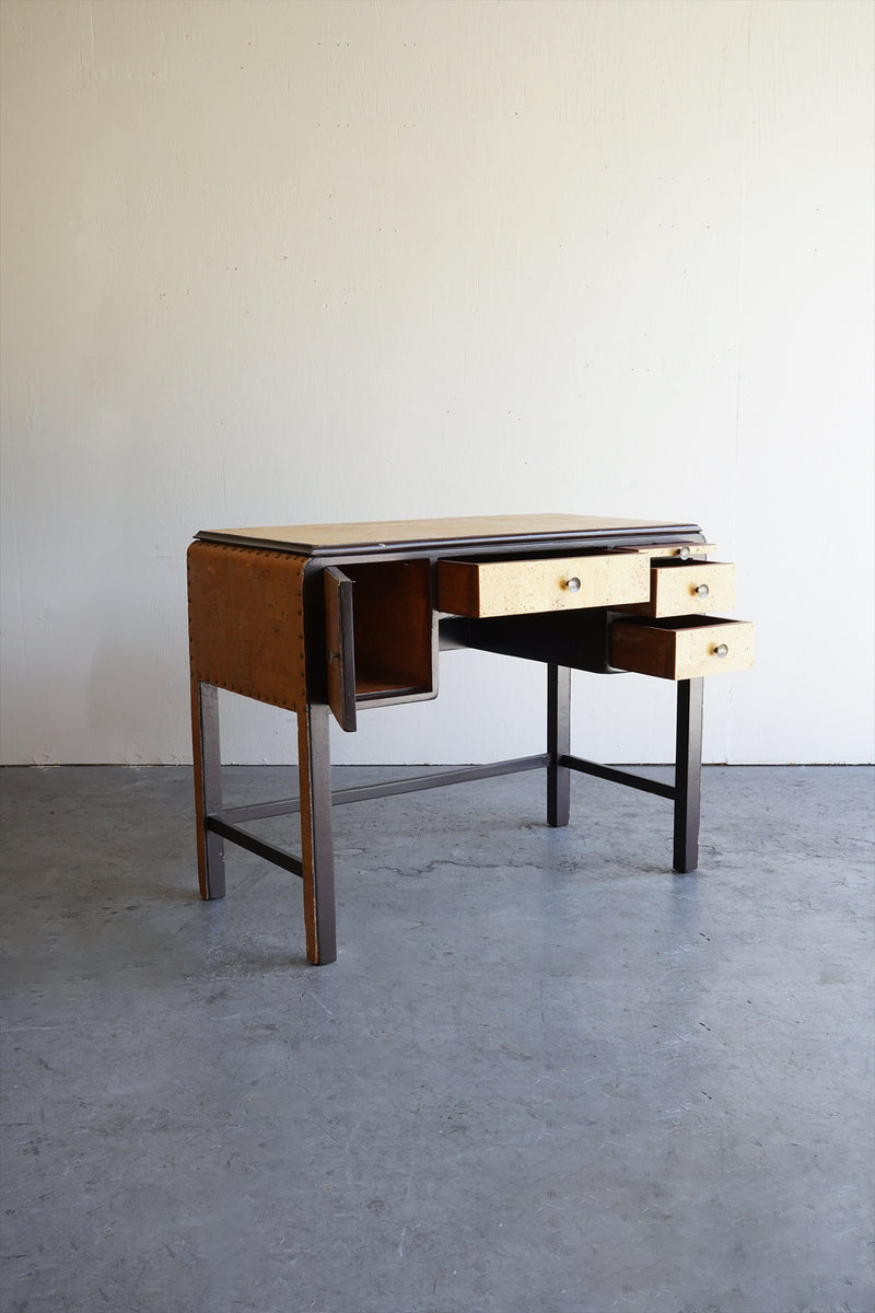 デスク/ワークテーブル <br>大阪店 - ヴィンテージ SHARK ATTACK