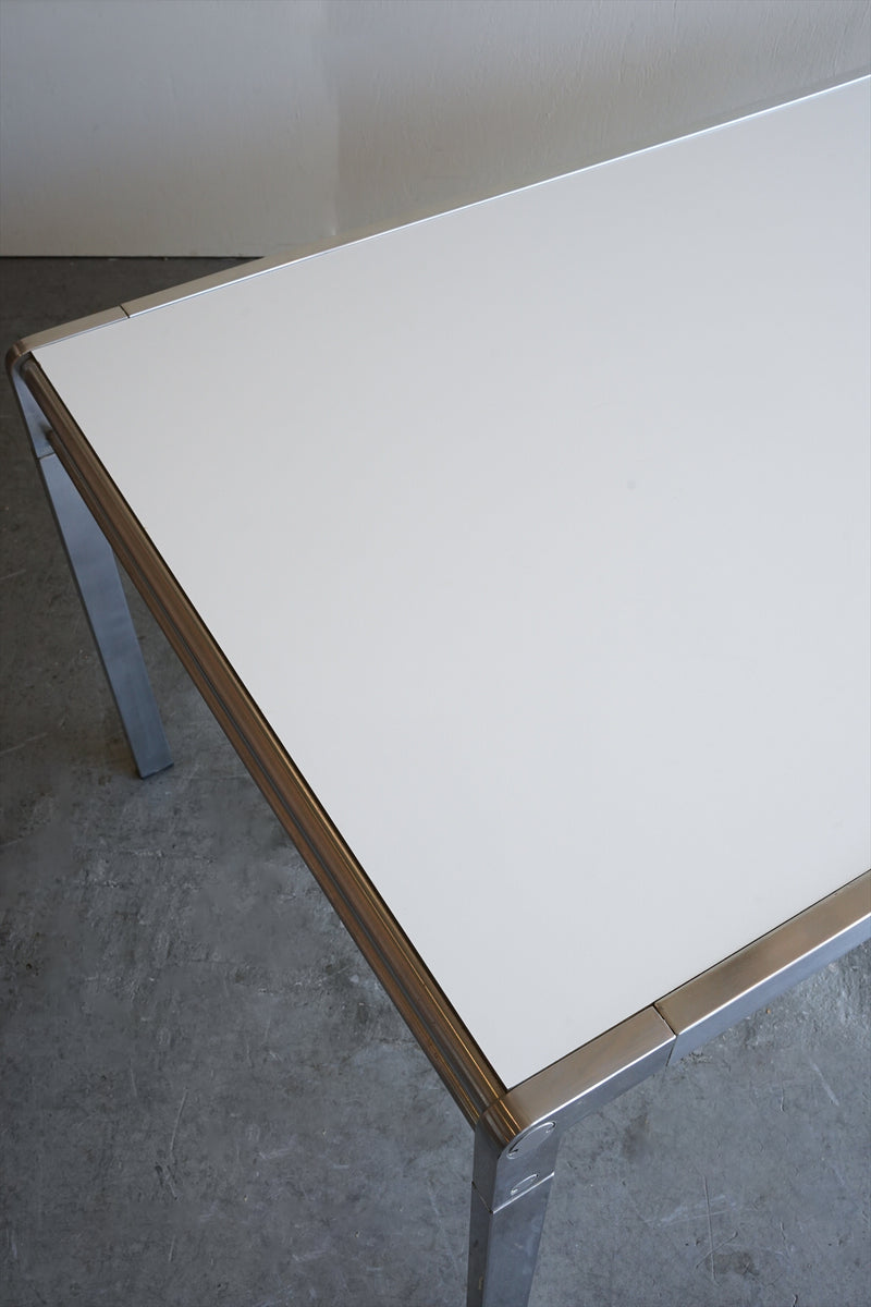 't Spectrum , Claire Bataille&Paul Ibens <br>TE21 ダイニングテーブル <br>1971 , the Netherlands <br>大阪店