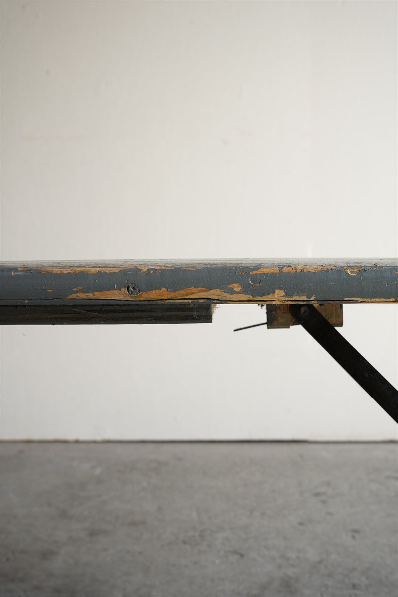 フォールディングベンチ <br>大阪店 - ヴィンテージ SHARK ATTACK