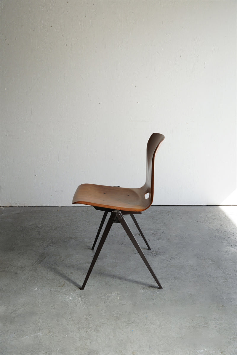 GALVANITAS <br>S-22 コンパスチェア <br>1960’s , Netherlands <br>大和店・大阪店・cerote antiques・TAMAGAWA BASE ・ bob's box - ヴィンテージ SHARK ATTACK