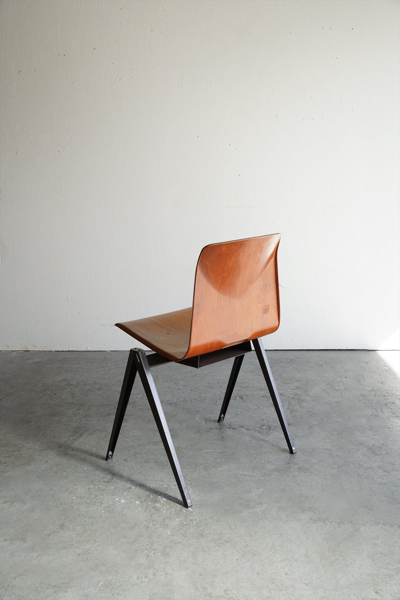 GALVANITAS <br>S-22 コンパスチェア <br>1960’s , Netherlands <br>大和店・大阪店・cerote antiques・TAMAGAWA BASE ・ bob's box - ヴィンテージ SHARK ATTACK