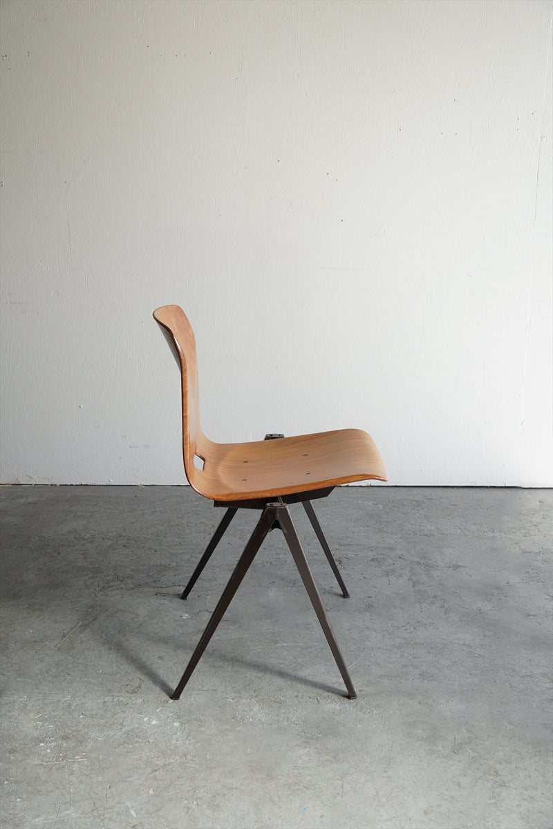 GALVANITAS <br>S-22 コンパスチェア <br>1960’s , Netherlands <br>大和店・大阪店・cerote antiques・TAMAGAWA BASE ・ bob's box - ヴィンテージ SHARK ATTACK