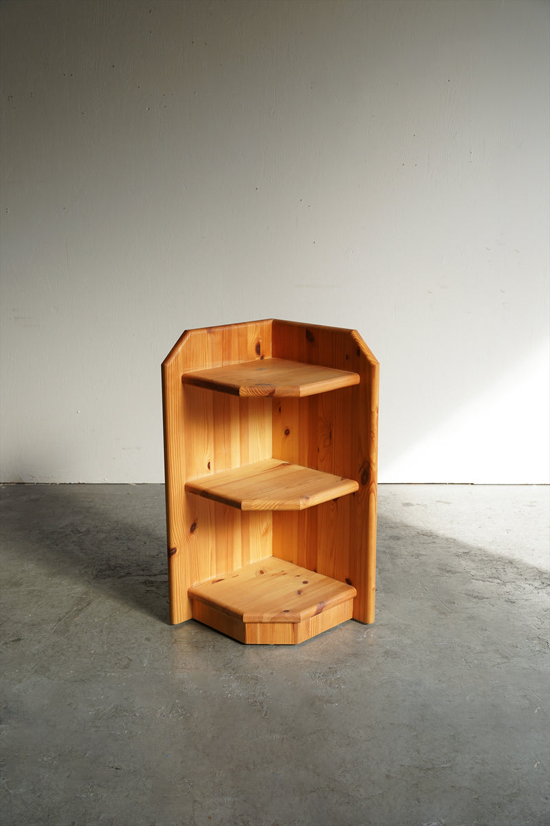 パインウッド コーナーラック <br>大阪店 - ヴィンテージ SHARK ATTACK