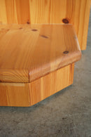 パインウッド コーナーラック <br>大阪店 - ヴィンテージ SHARK ATTACK