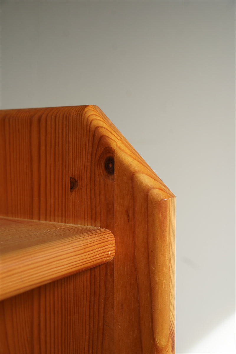 パインウッド コーナーラック <br>大阪店 - ヴィンテージ SHARK ATTACK