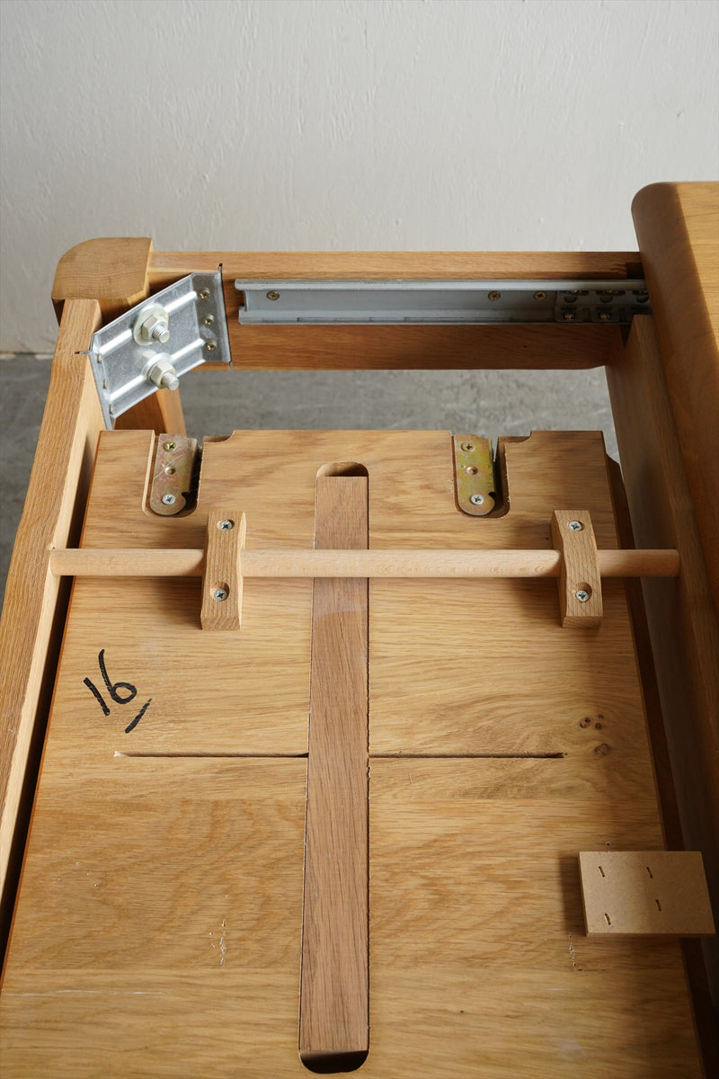 エクステンションダイニングテーブル<br>大阪店 - ヴィンテージ SHARK ATTACK