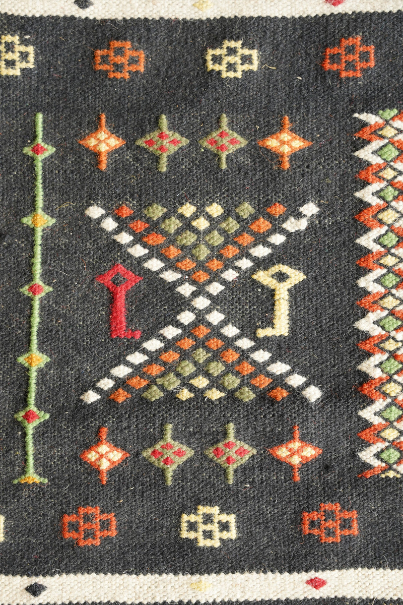 キリムラグ 154×80.5(cm) <br>大阪店 - ヴィンテージ SHARK ATTACK