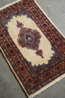 トライバルラグ 120×78(cm) <br>大阪店 - ヴィンテージ SHARK ATTACK