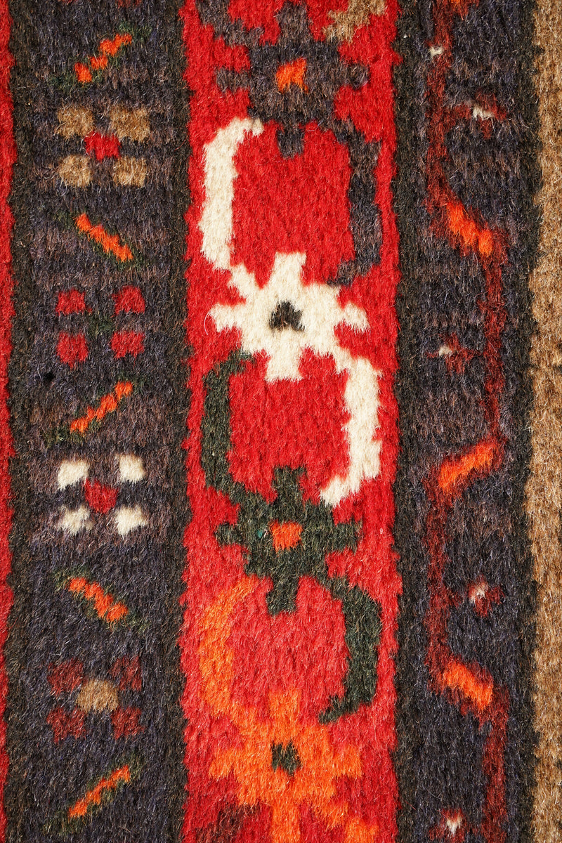 トライバルラグ 156.5×100(cm) <br>大阪店 - ヴィンテージ SHARK ATTACK