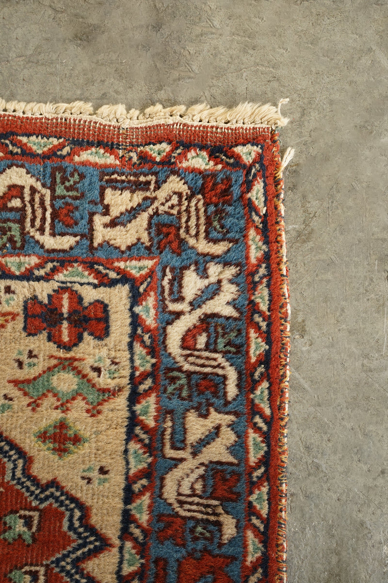 トライバルラグ 120×85.5(cm) <br>大阪店 - ヴィンテージ SHARK ATTACK