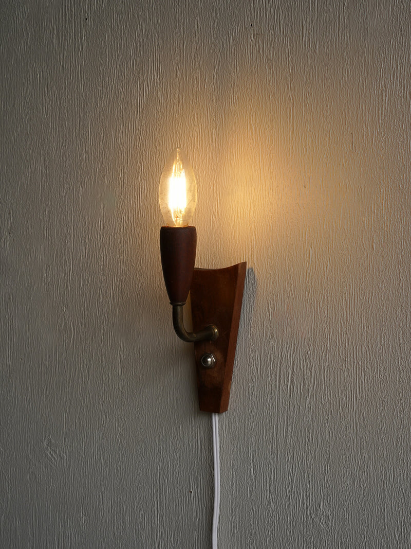 チークウッド ウォールランプ <br>大阪店 - ヴィンテージ SHARK ATTACK