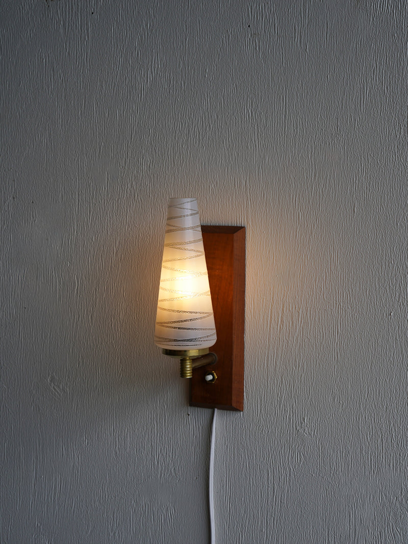 ガラス ウォールランプ <br>大阪店 - ヴィンテージ SHARK ATTACK