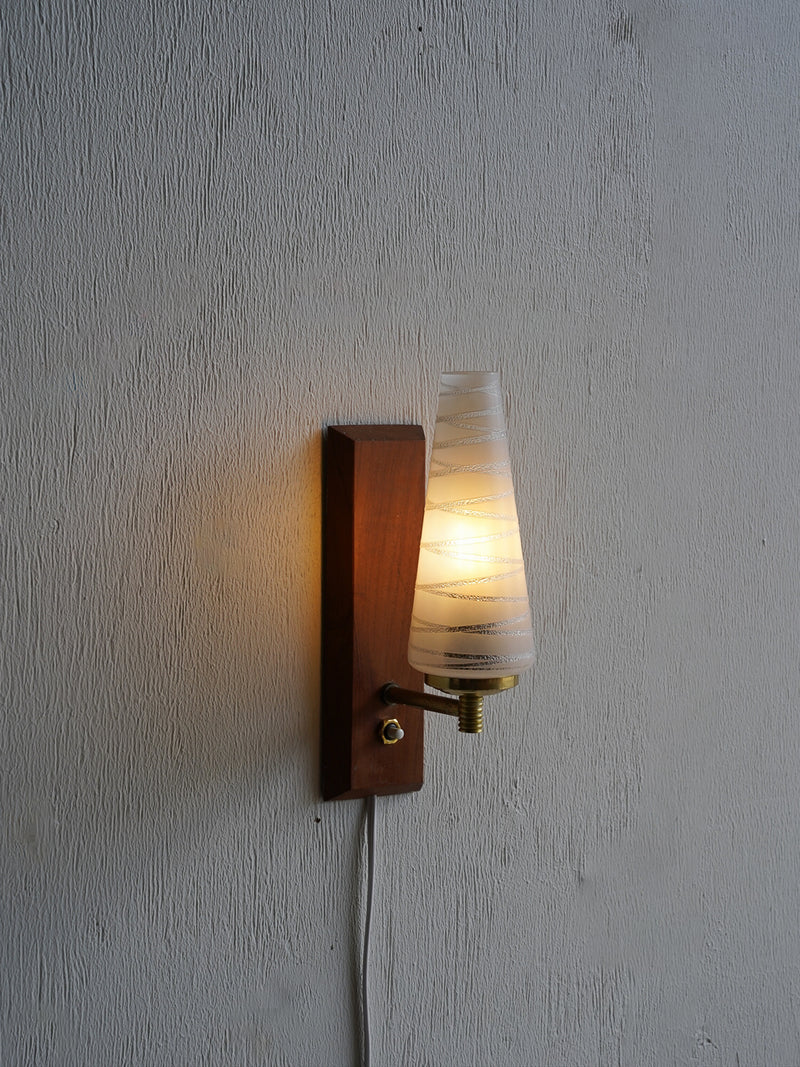 ガラス ウォールランプ <br>大阪店 - ヴィンテージ SHARK ATTACK