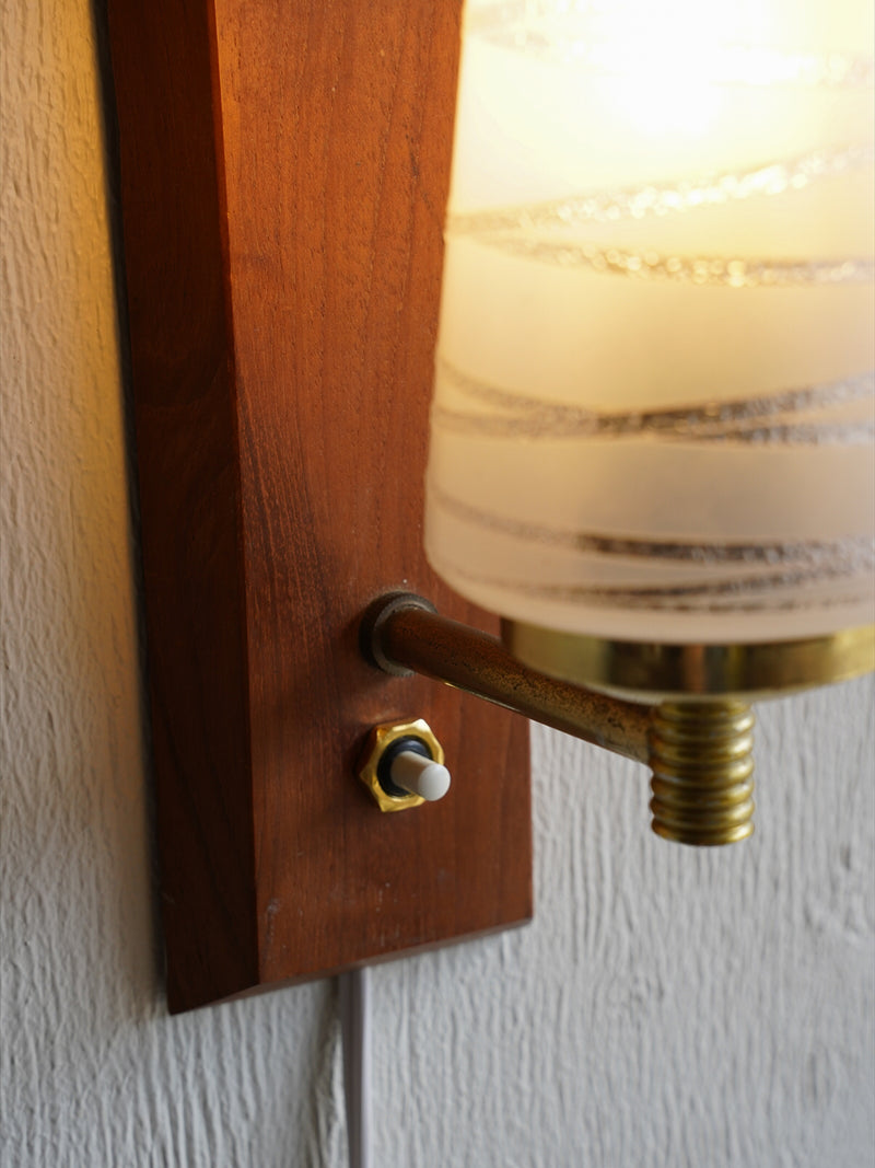 ガラス ウォールランプ <br>大阪店 - ヴィンテージ SHARK ATTACK