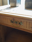 パインウッド サイドボード <br> 大阪店 - ヴィンテージ SHARK ATTACK