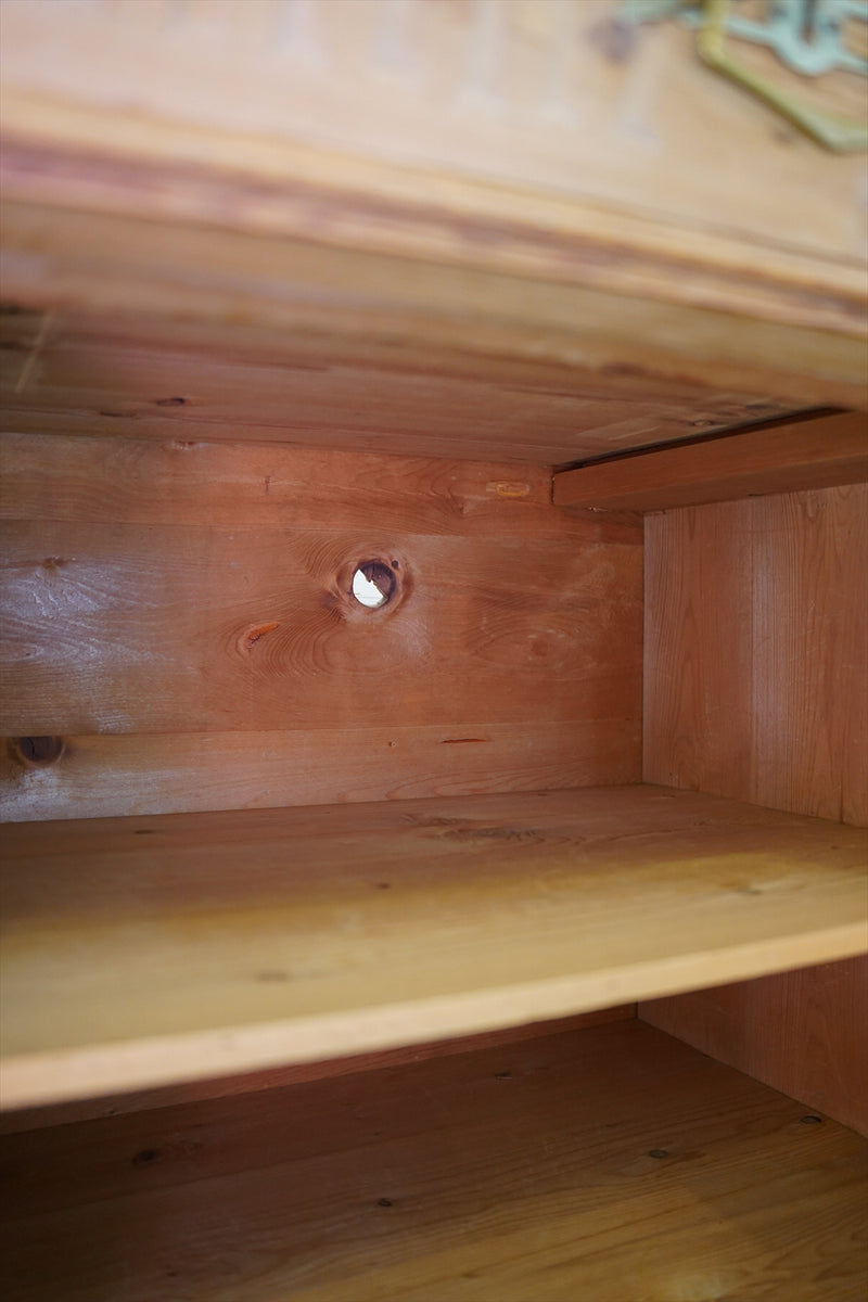 パインウッド サイドボード <br> 大阪店 - ヴィンテージ SHARK ATTACK