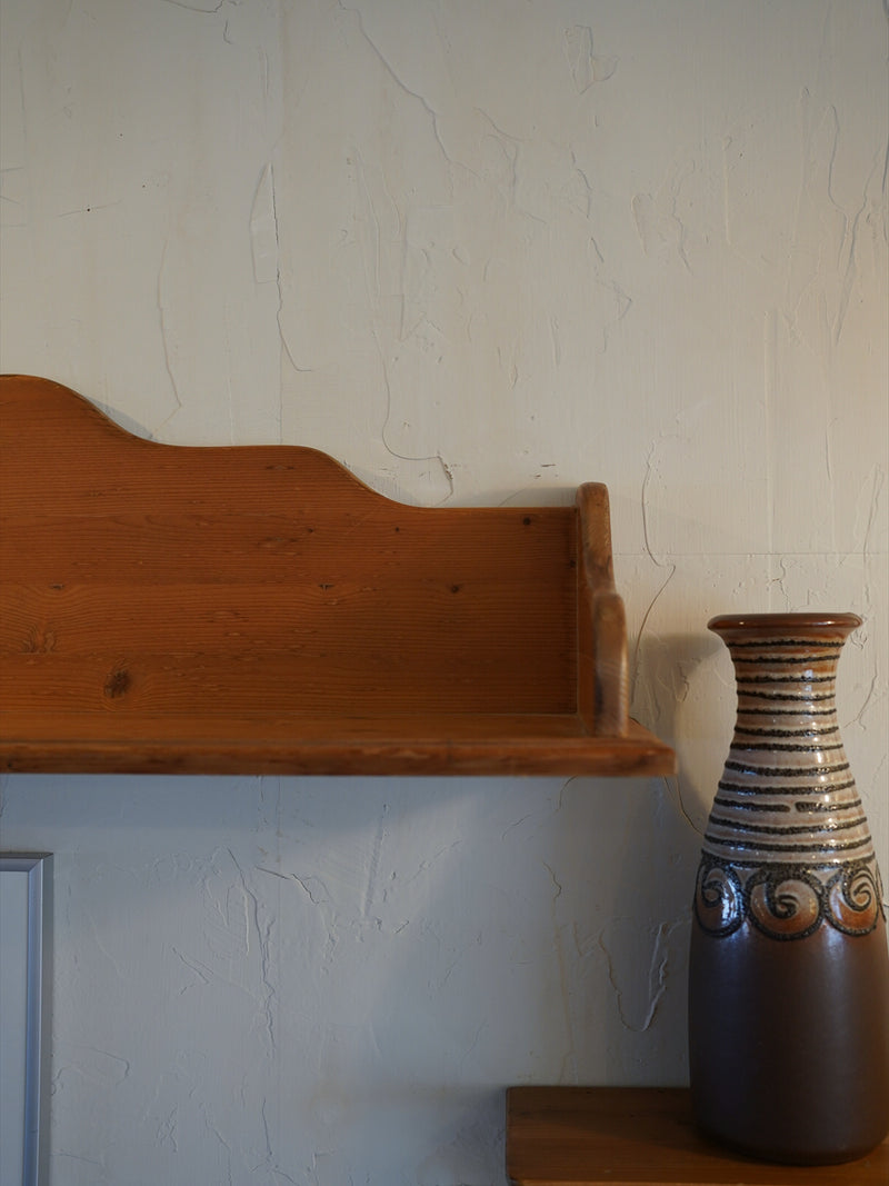 パインウッド ウォールシェルフ <br> 大阪店 - ヴィンテージ SHARK ATTACK