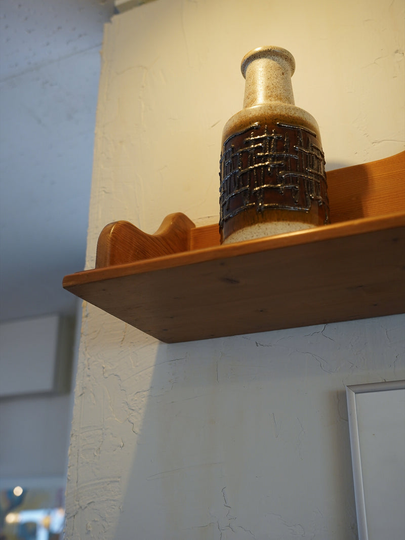 パインウッド ウォールシェルフ <br> 大阪店 - ヴィンテージ SHARK ATTACK