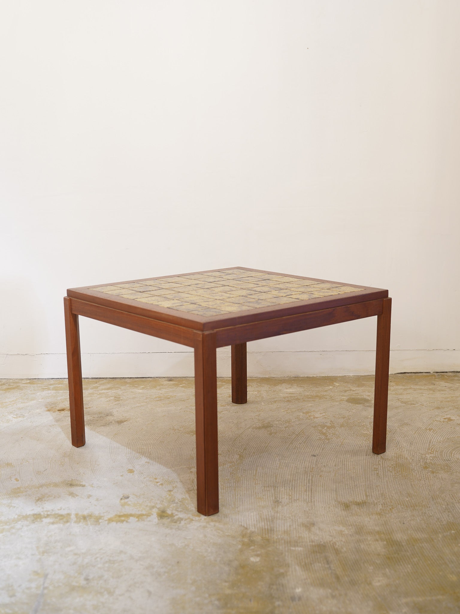 TILE TOP TABLE – SHARK ATTACK ONLINE SHOP