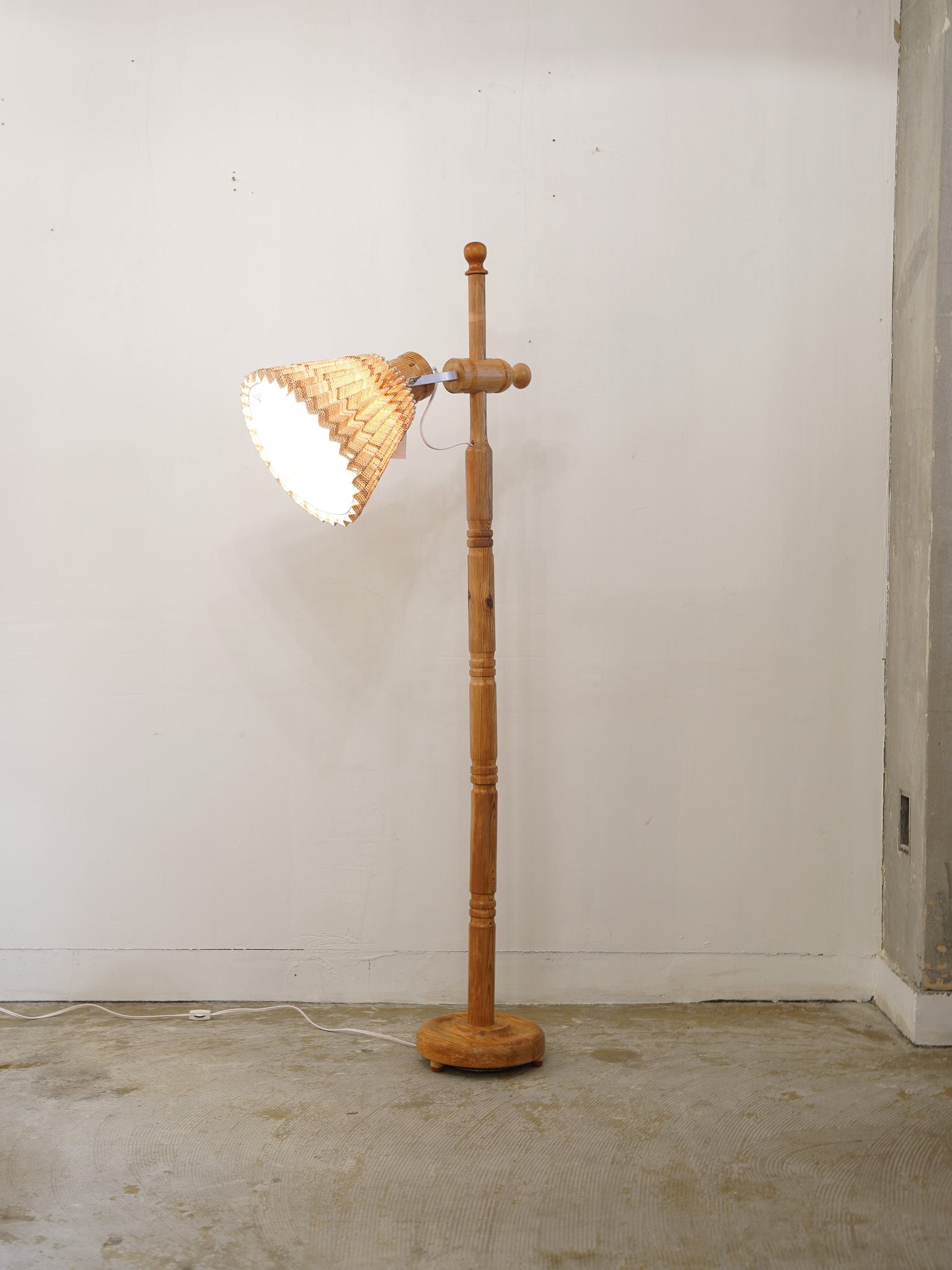 LIGHT – SHARK ATTACK ONLINE SHOP