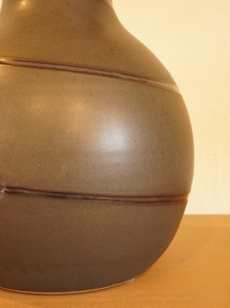 セラミック フラワーベース <br>West Germany <br>大阪店 - ヴィンテージ SHARK ATTACK