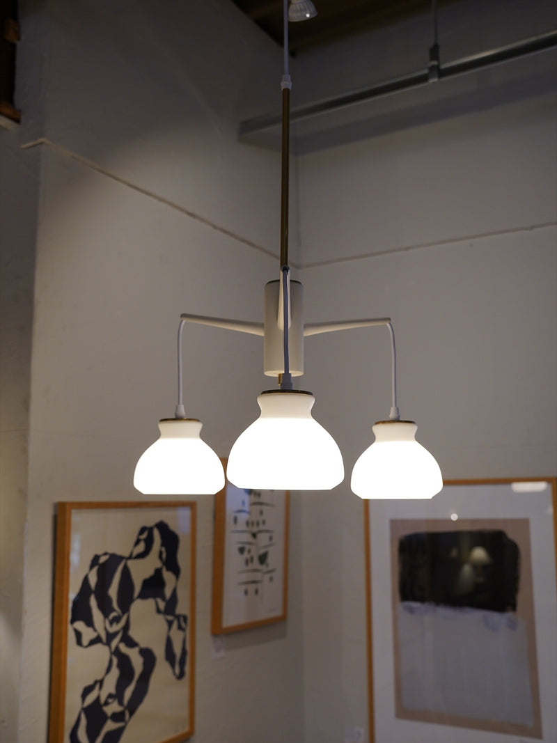 Holmegaard <br>3灯 ガラスシャンデリア <br>Denmark <br>大阪店 - ヴィンテージ SHARK ATTACK