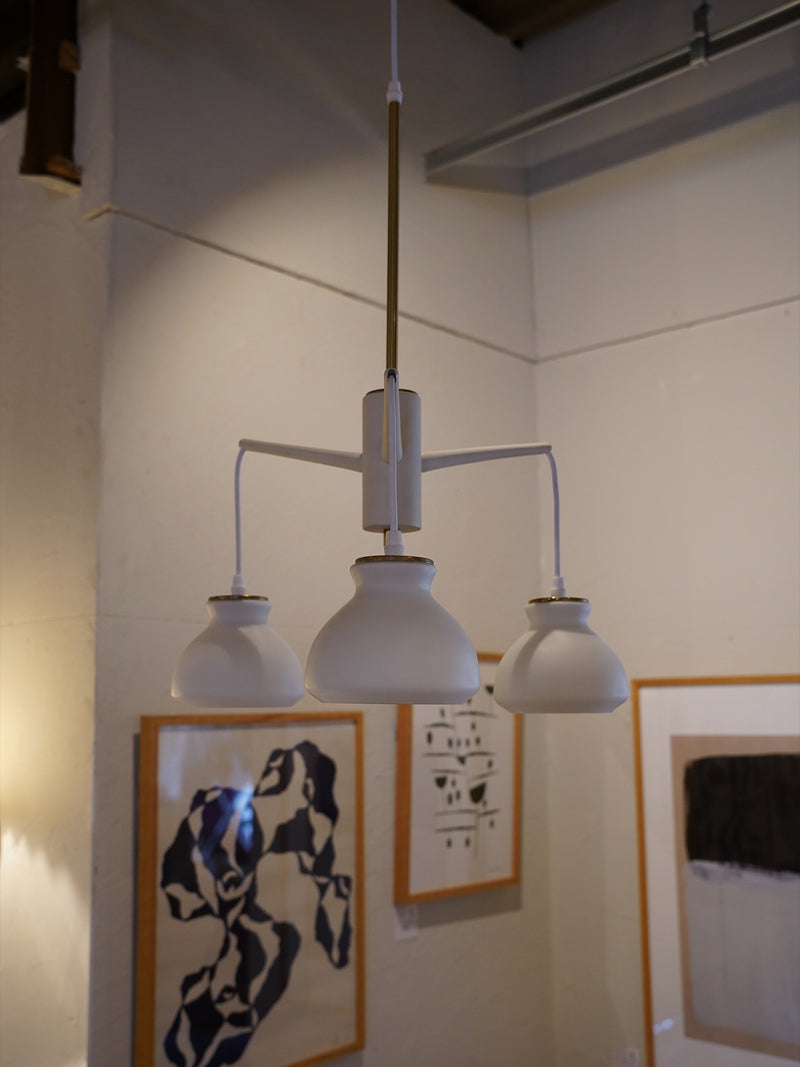 Holmegaard <br>3灯 ガラスシャンデリア <br>Denmark <br>大阪店 - ヴィンテージ SHARK ATTACK