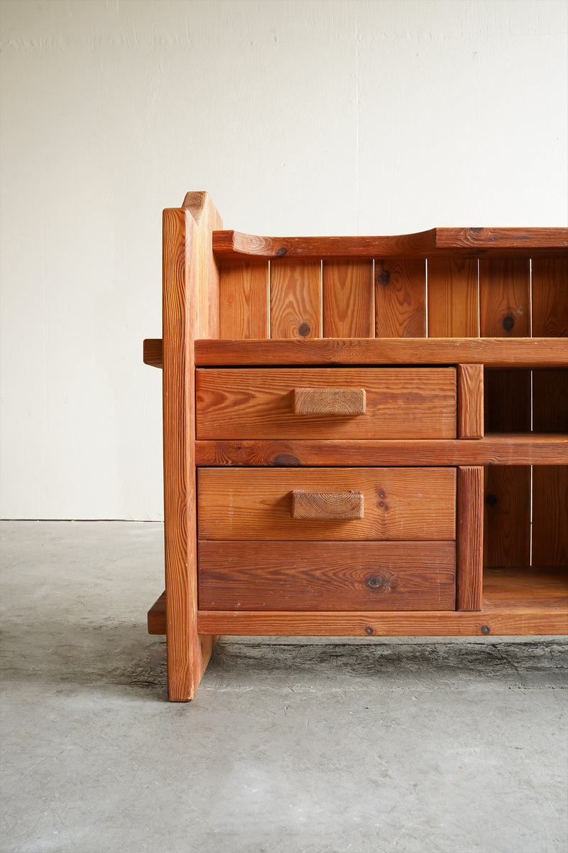 ウッド キャビネット<br>大阪店 - ヴィンテージ SHARK ATTACK