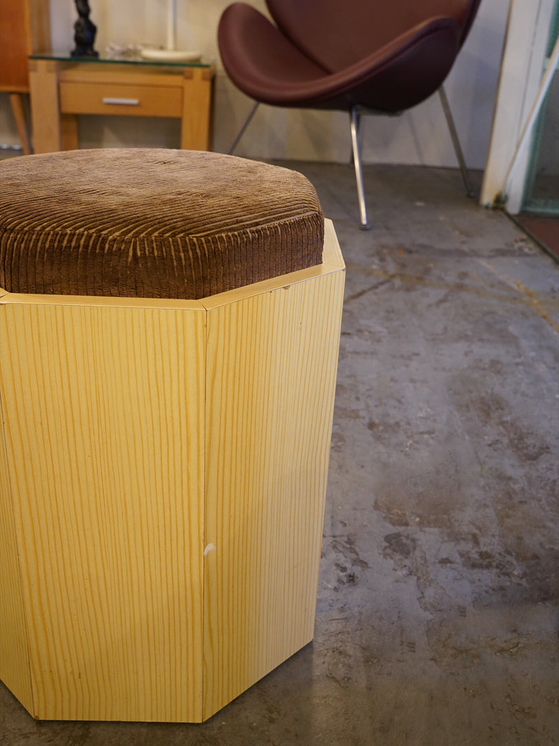 ウッド スツール <br>大阪店・ceroteantiques - ヴィンテージ SHARK ATTACK