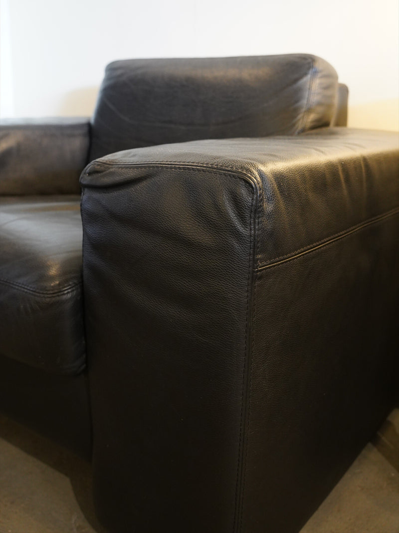 レザー 1シーターソファ <br>大阪店 - ヴィンテージ SHARK ATTACK