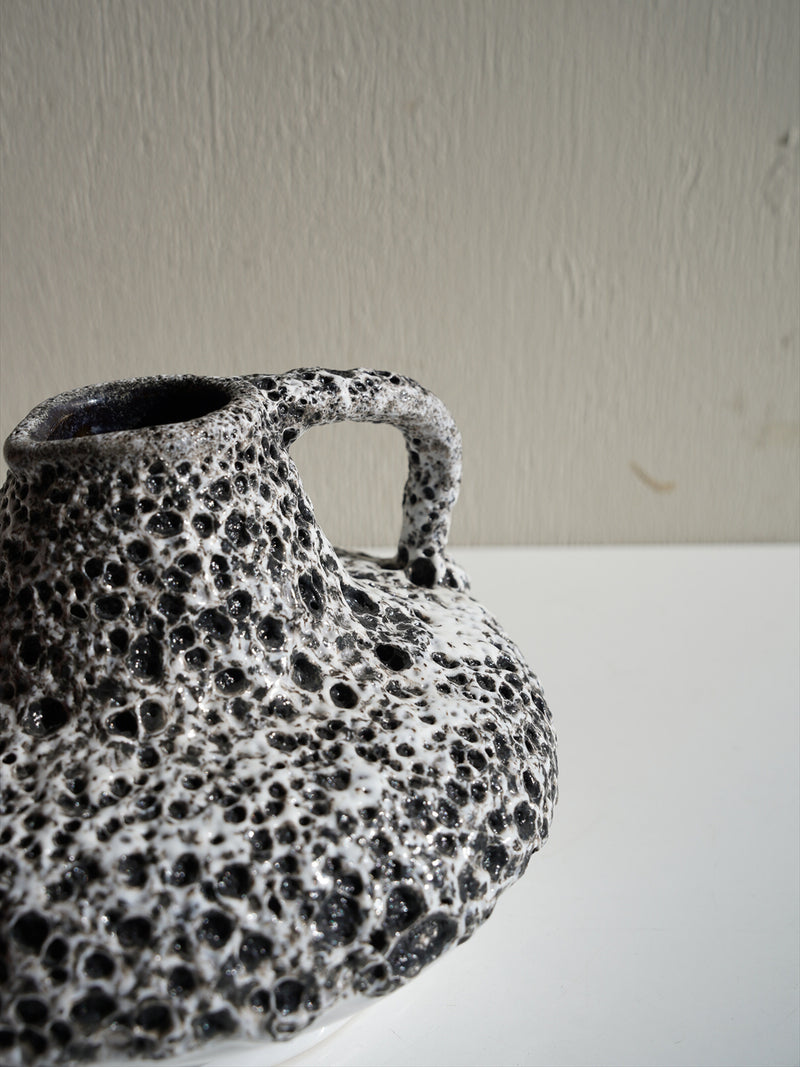 ES Keramik 823/12 <br>Fat Lava <br>セラミック フラワーベース <br>1960's-1970's , West Germany <br>大阪店