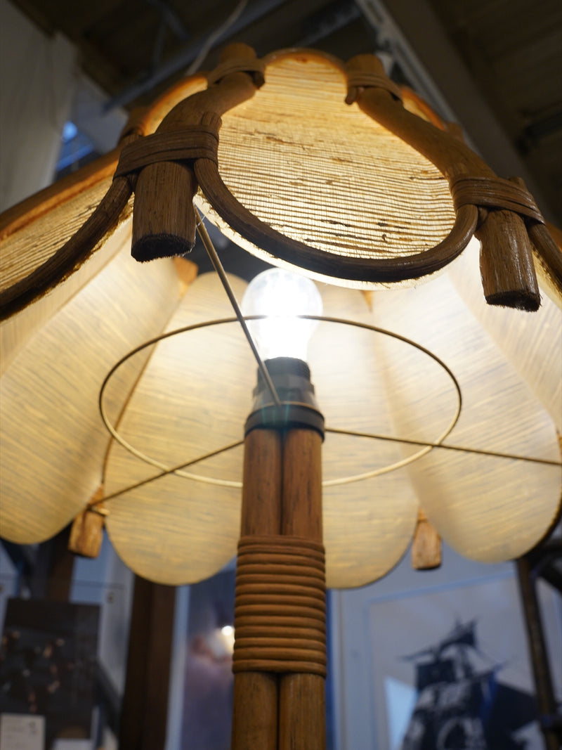 ラタン フロアランプ <br>大阪店