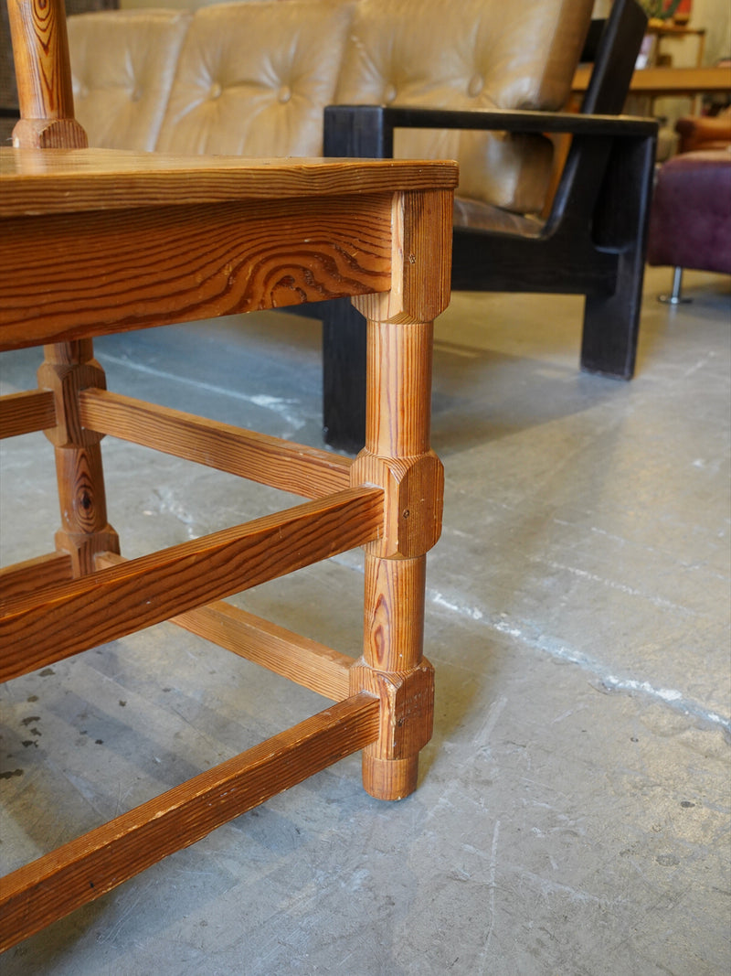 ダイニングチェア <br> 大阪店