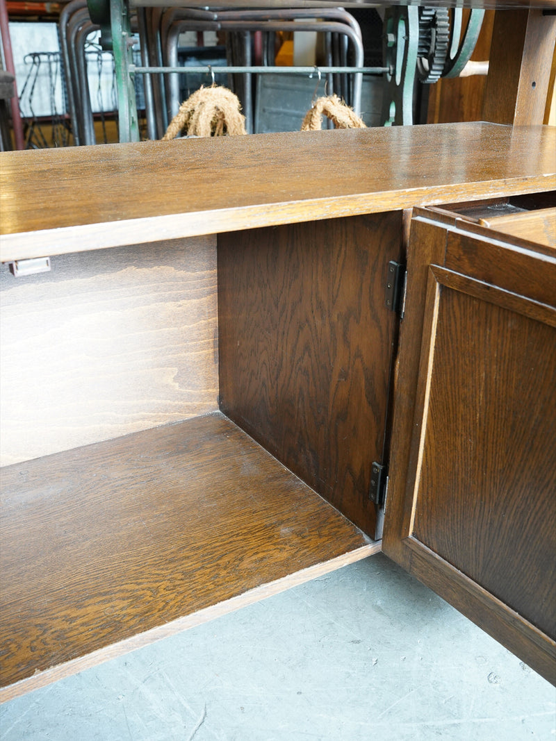 オープンシェルフ / キャビネット <br> Netherlands <br> 大阪店